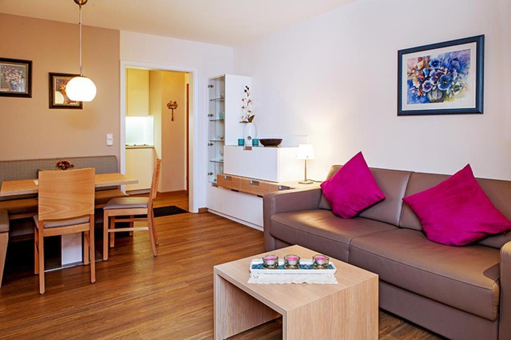 Ferienwohnung Sturm ไรท์อิมวิงเคอ ภายนอก รูปภาพ